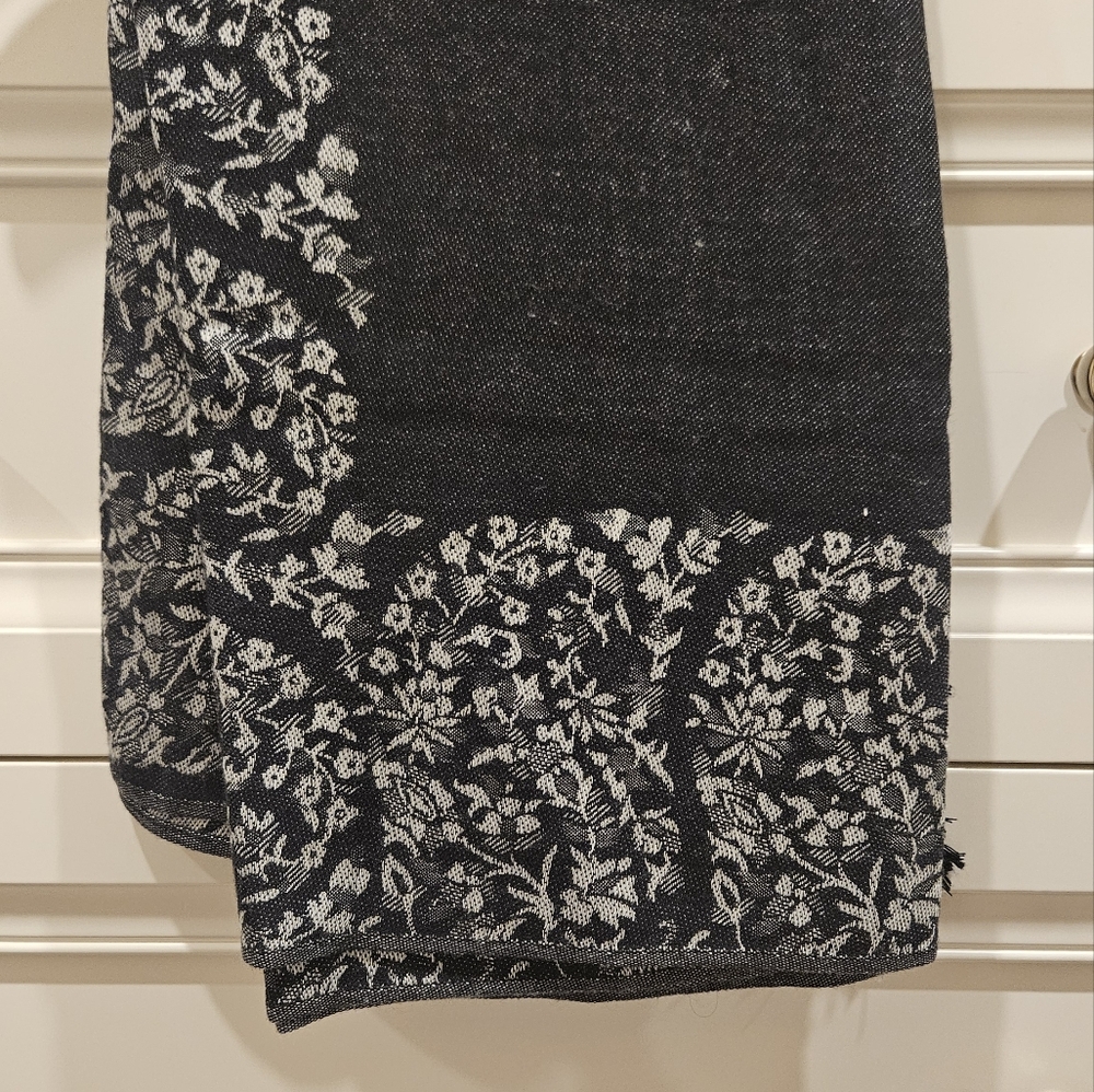 Ladies black and soft grey long scarf